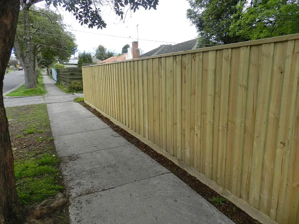 timber paling fence example