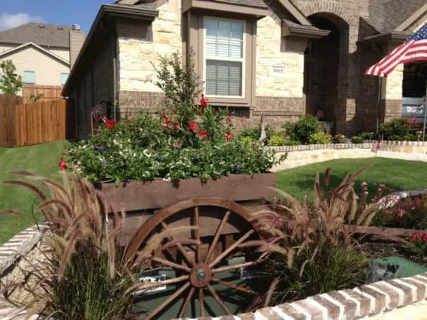 Hide A Utility Box With 7 Landscaping Ideas That Won’t Be Removed – How