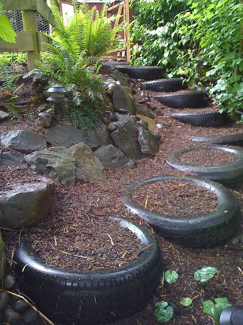 garden tire steps
